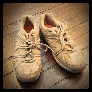 Easy Spirit hiking shoes